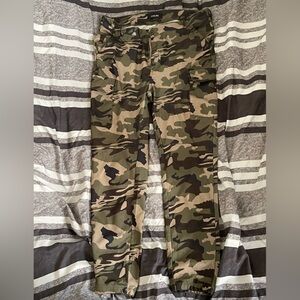 Camo Cargo Women Jeans